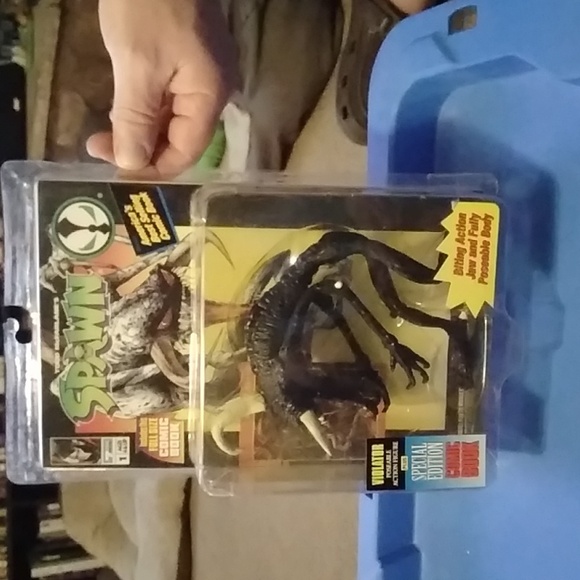 Todd Toys Spawn Violator black variant - Picture 1 of 4